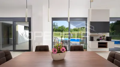 House 197 m², Rovinj - heated pool and summer kitchen - 8