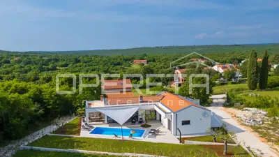 House 197 m², Rovinj - heated pool and summer kitchen - 2