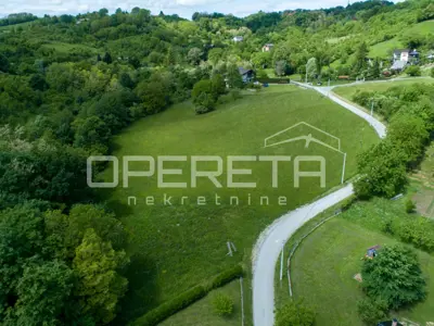 Građevinsko zemljište 3.384 m², Donji Laduč, pogled i potok - 4