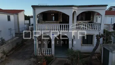 Haus 75 m², Vir - ruhige Lage in der Nähe des Strandes - 17