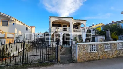 Haus 75 m², Vir - ruhige Lage in der Nähe des Strandes - 3