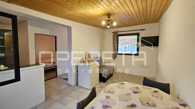 Haus 75 m², Vir - ruhige Lage in der Nähe des Strandes - 9