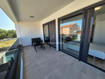 Doppelhaushälfte 156 m², Malinska, Pool und Gartenanlage - 12