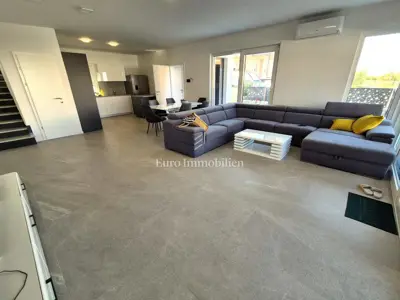 Doppelhaushälfte 156 m², Malinska, Pool und Gartenanlage - 6