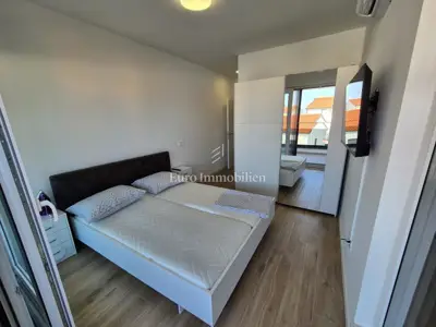 Doppelhaushälfte 156 m², Malinska, Pool und Gartenanlage - 13