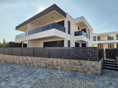 Doppelhaushälfte 156 m², Malinska, Pool und Gartenanlage - 2