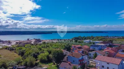Haus zum Kauf in Novigrad, 215 m² - 2