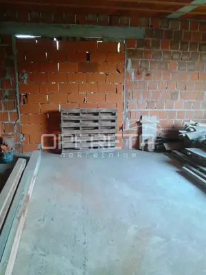 House for sale in Sesvete, 300 m² - 6