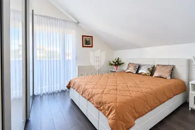 Sesvete – moderna obiteljska kuća 280 m², pogled na Sljeme - 7