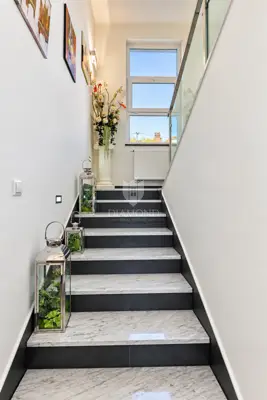 Sesvete – moderna obiteljska kuća 280 m², pogled na Sljeme - 6