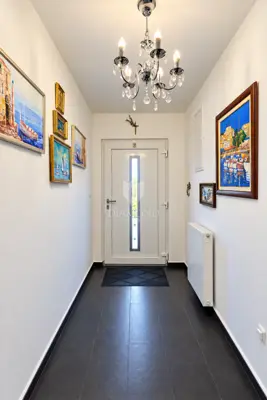 Sesvete – moderna obiteljska kuća 280 m², pogled na Sljeme - 15