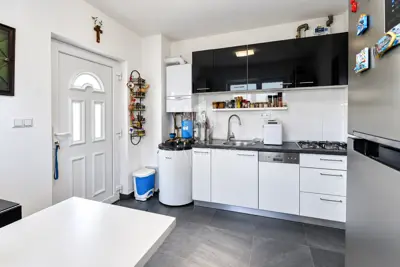 Sesvete – moderna obiteljska kuća 280 m², pogled na Sljeme - 14