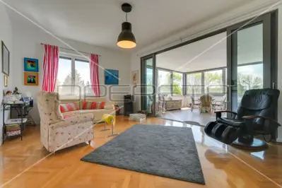 House for sale in Jarun, 395 m² - 16
