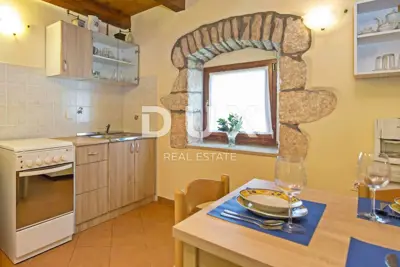 House 90 m², Labin - rustic stone house - 15