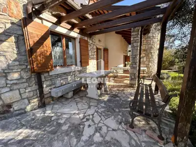 House 120 m², Kaštel near Buje, stone and wooden - 4