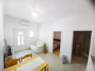 House 396 m², Korčula - first row by the sea - 11