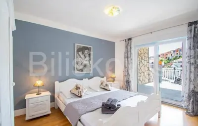 Kuća 396 m², Korčula - prvi red uz more - 13