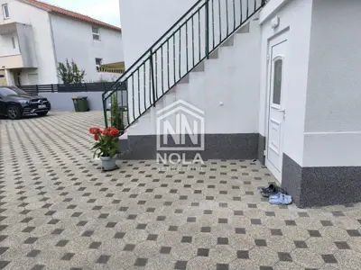 Stan 78,60 m², Srima - 100 m od mora i dvije terase - 8