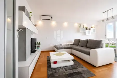 Stan 46,52 m², Travno - terasa i panoramski pogled - 2