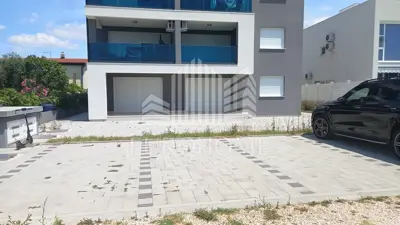 Apartment 144 m², Vir - 250 m from the beach
