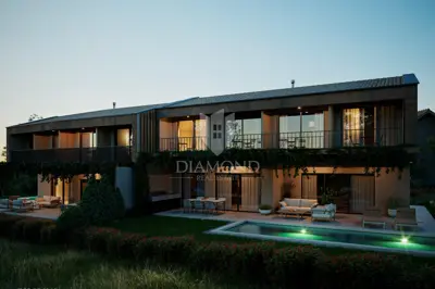 Semi-detached villa 194 m², Poreč - sea view and privacy - 2