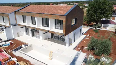 Dvojna vila 194 m², Poreč - pogled na more i privatnost - 17