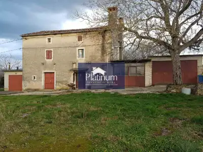 Haus 250 m², Labin - Anwesen auf 23.900 m² Grundstücksfläche - 2