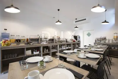 Hotel 1,000 m², Pag - near the center and the beach - 19