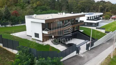 Villa 645 m², Donji Trpuci - luxury new build