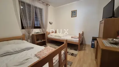 House 200 m², Privlaka - 12 beds and 2 terraces - 7