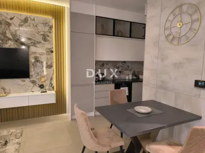 ISTRA, PULA - Luxury apartment with a garage parking space in the center