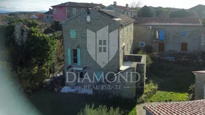 Kamena kuća 150 m², Momjan okolica - pogled na more - 4