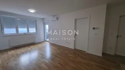 Stan 53 m², Gornja Dubrava, svijetao u centru - 8