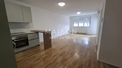 Stan 53 m², Gornja Dubrava, svijetao u centru - 6