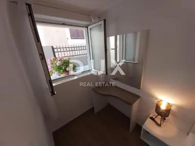 Apartmenthaus 330 m², Bibinje - nahe dem Strand und dem Zentrum - 10