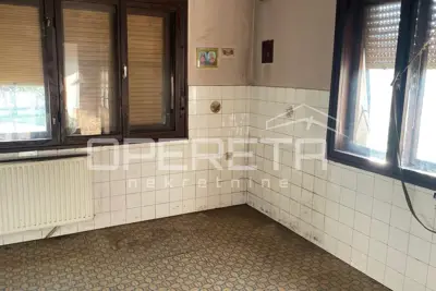 Kuća 85 m², Jastrebarsko - Donji Desinec, garaža 35 m² - 2