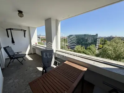Martinovka - adaptiran dvoetažni 4-S stan, 128.5 m², 2 lođe - 9