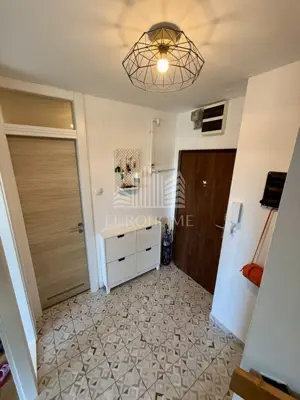 Martinovka - adaptiran dvoetažni 4-S stan, 128.5 m², 2 lođe - 13