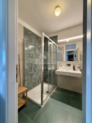 Martinovka - adaptiran dvoetažni 4-S stan, 128.5 m², 2 lođe - 4