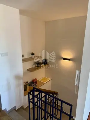 Martinovka - adaptiran dvoetažni 4-S stan, 128.5 m², 2 lođe - 11