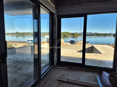 Vila 218 m², Murter - prvi red do mora, bazen - 4