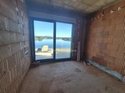 Vila 218 m², Murter - prvi red do mora, bazen - 12