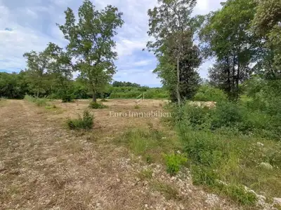 Agricultural land, Batvači - quiet location and city water