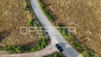 Prostrano poljoprivredno zemljište, 14.027 m² s pogledom i uz pristupni put, Škr - 4