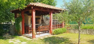 Haus 300 m², Gostinjac - Pool und Pavillon mit Grill - 5