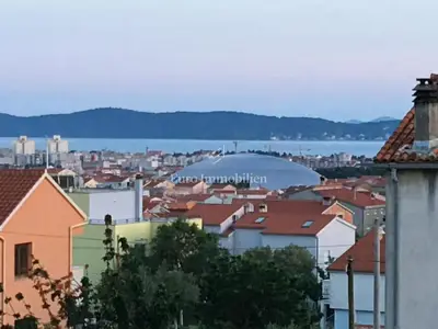 Stan na Plovaniji u Zadru, 2 spavaće sobe i balkon