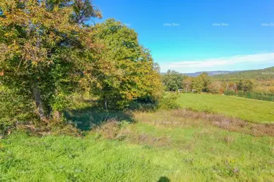 Građevinsko zemljište 612 m², Karojba - blizu Motovuna
