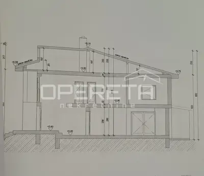 Exclusive family house with sauna, jacuzzi and landscaped garden - 28