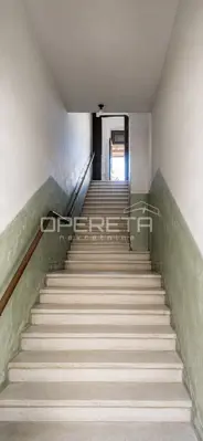 Stambeno-poslovna zgrada, Vis, uz more i rivu - 3