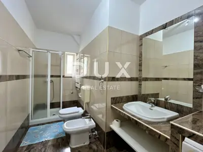 House for sale in Matulji, 370 m² - 5